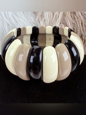 Super chunky costume stretch bracelet